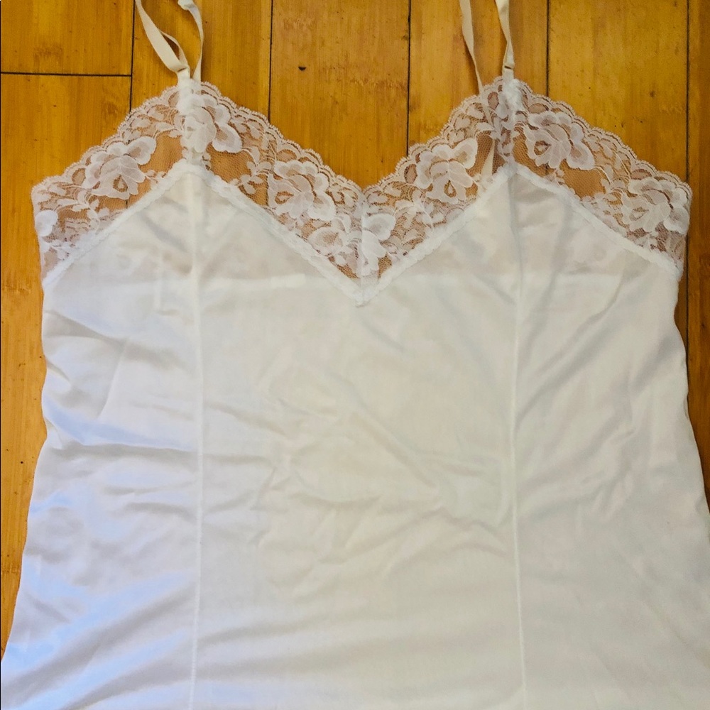 Lace cami, medium or small💙